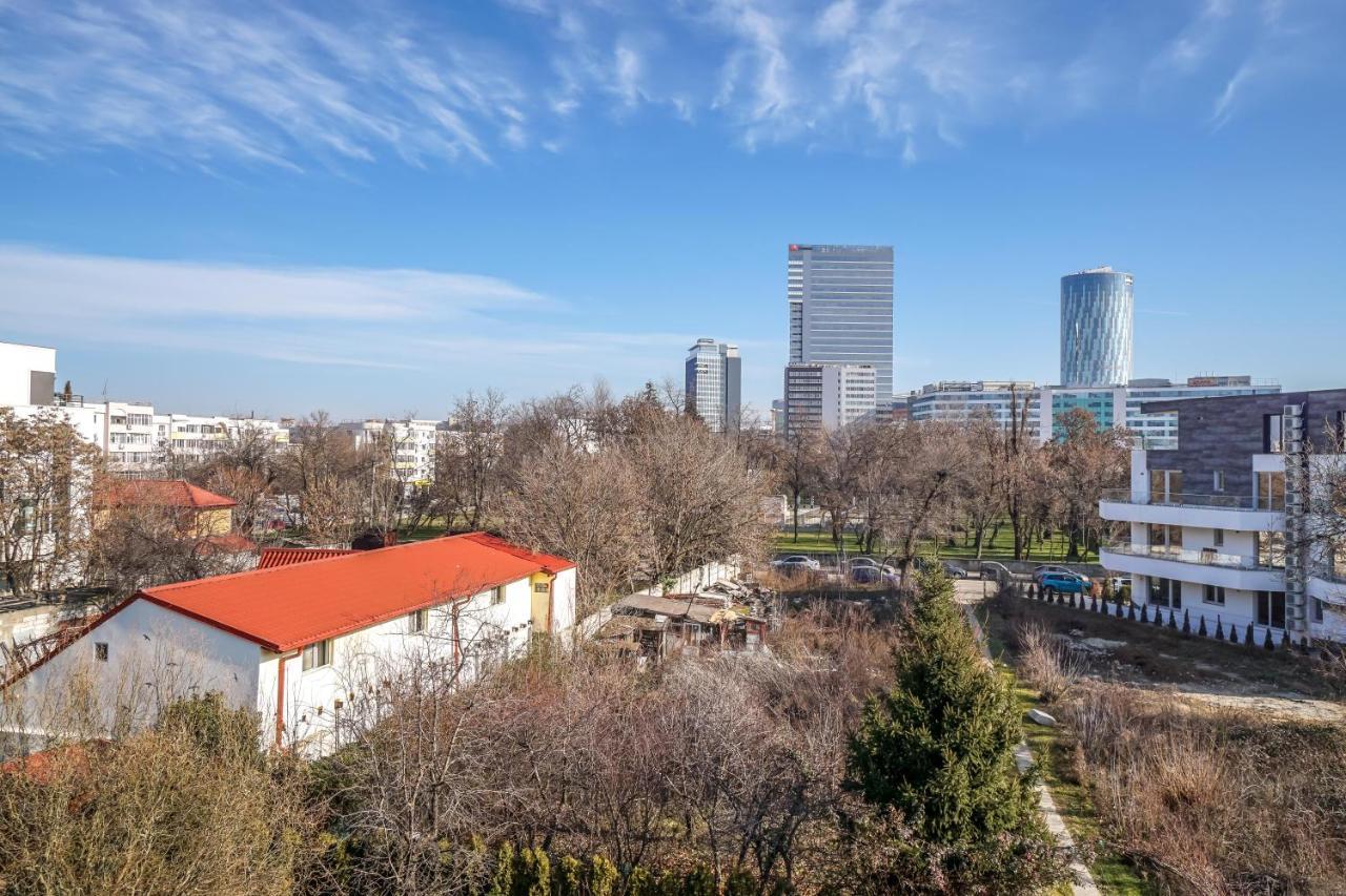 Bright Apartments Moments Away From Herastrau Park, Mall And Metro ブカレスト エクステリア 写真