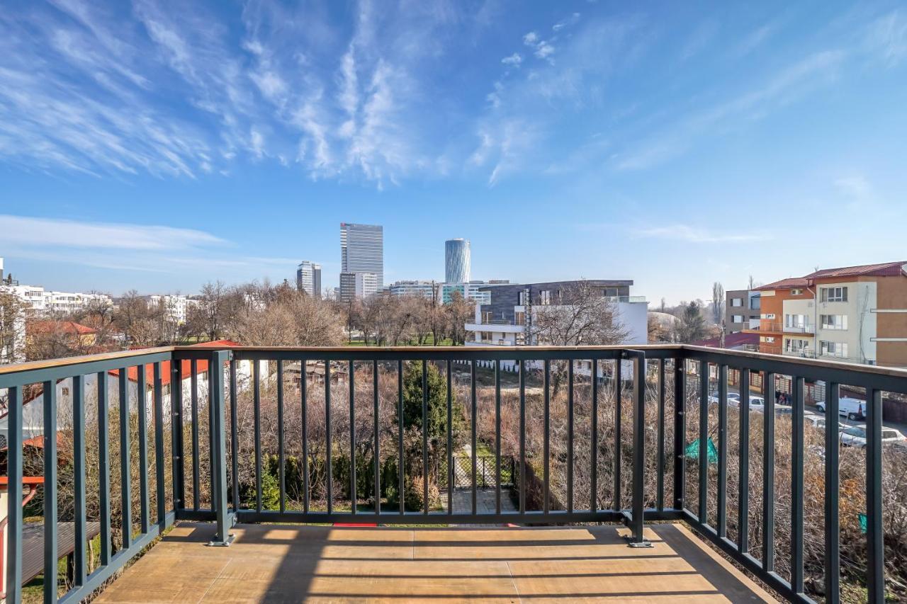 Bright Apartments Moments Away From Herastrau Park, Mall And Metro ブカレスト エクステリア 写真